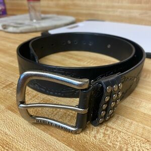 Harley-Davidson Black Leather Belt Size L Studded Bar & Shield